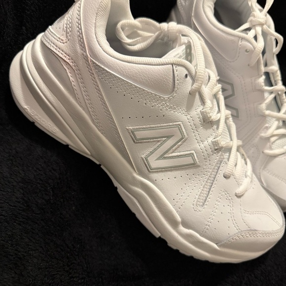New Balance White Sneakers Breathable Low-Top Comfort - Picture 4 of 15